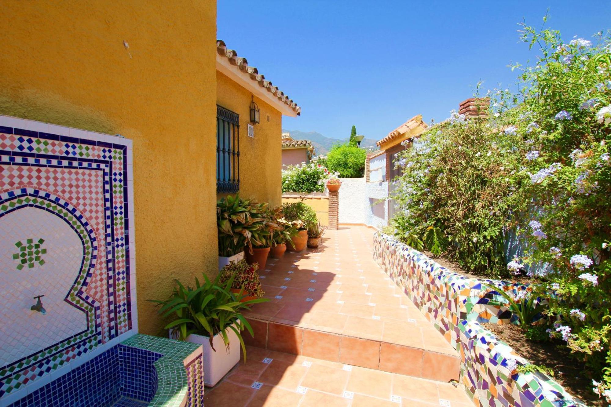 Private Pool With Sea Views Near The By Costarentals - Ref 249